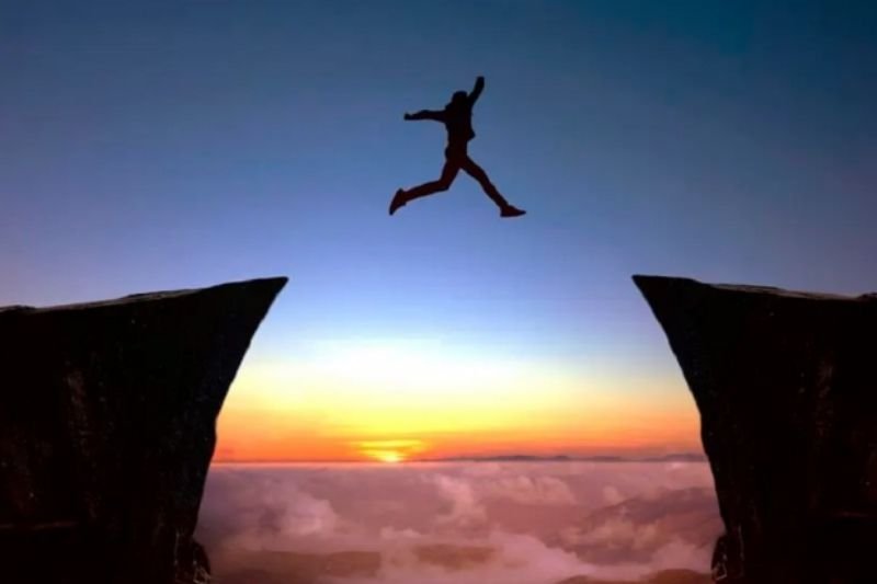 Ilustrasi target audience cocok vs tidak cocok